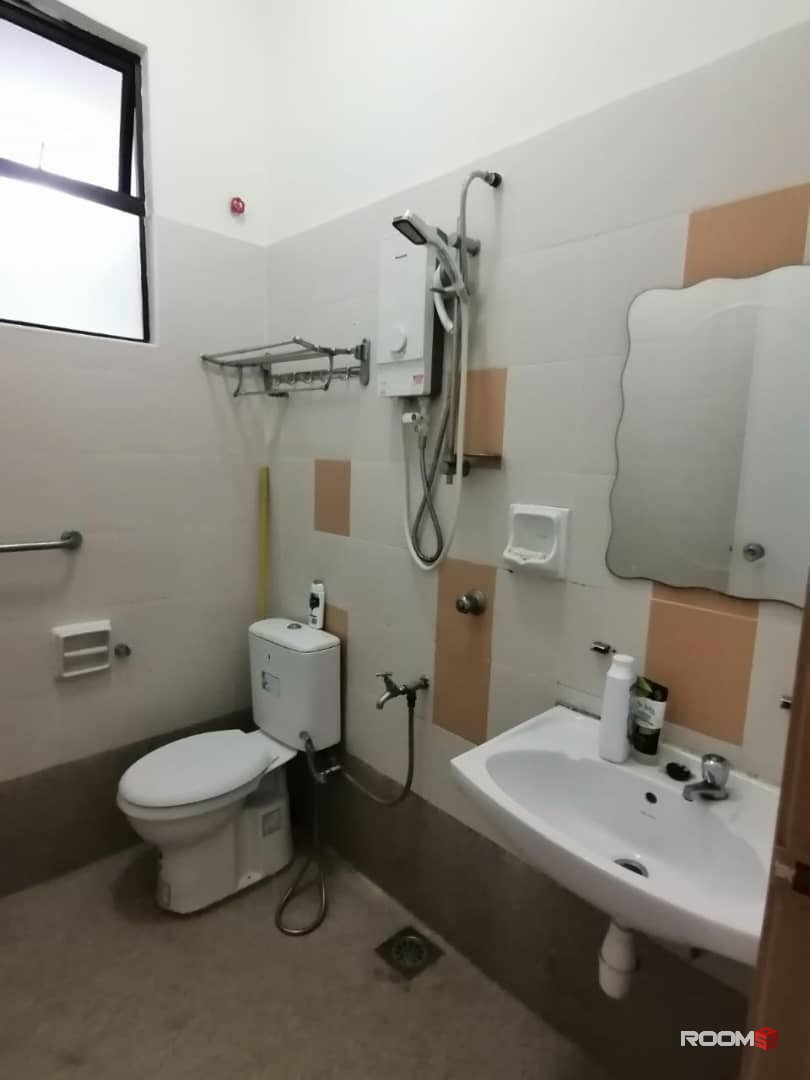 Room for rent at Taman Bukit Indah @ Iskandar Puteri