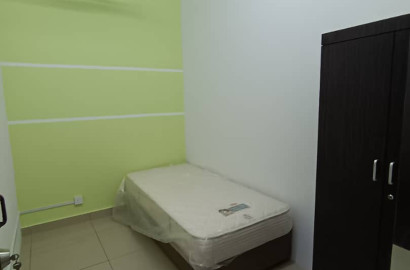 Female room for rent at SuriaMas Suite @ Larkin JB
