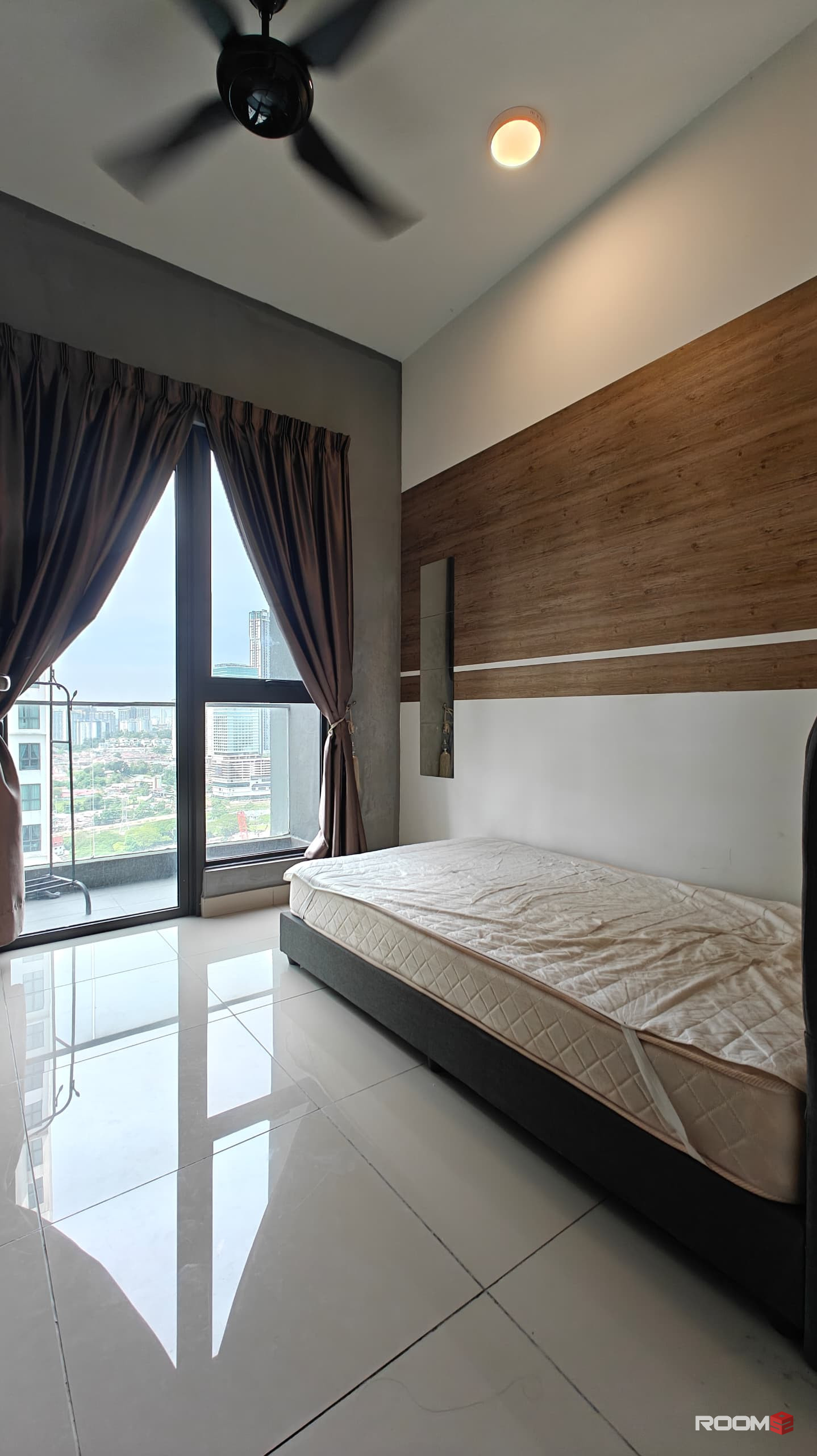 Single Room Female Unit at Old Klang Road (Car Park Available)