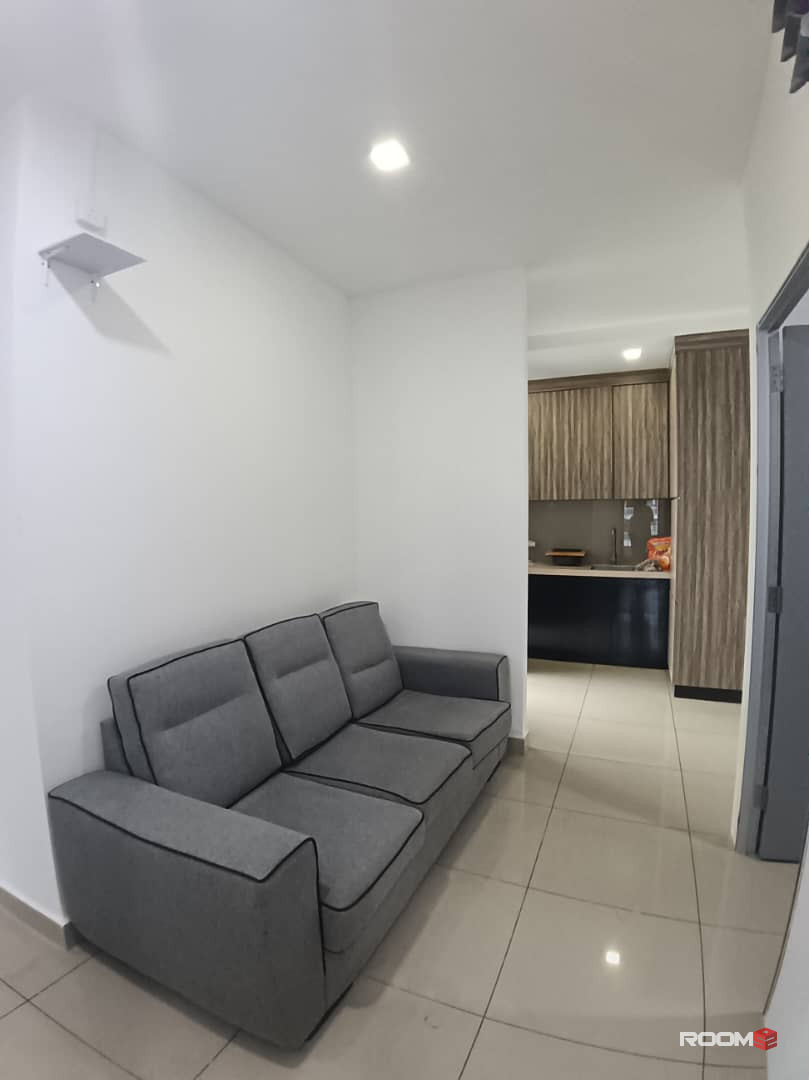 Female room for rent at Austin Regency @ Taman Mount Austin