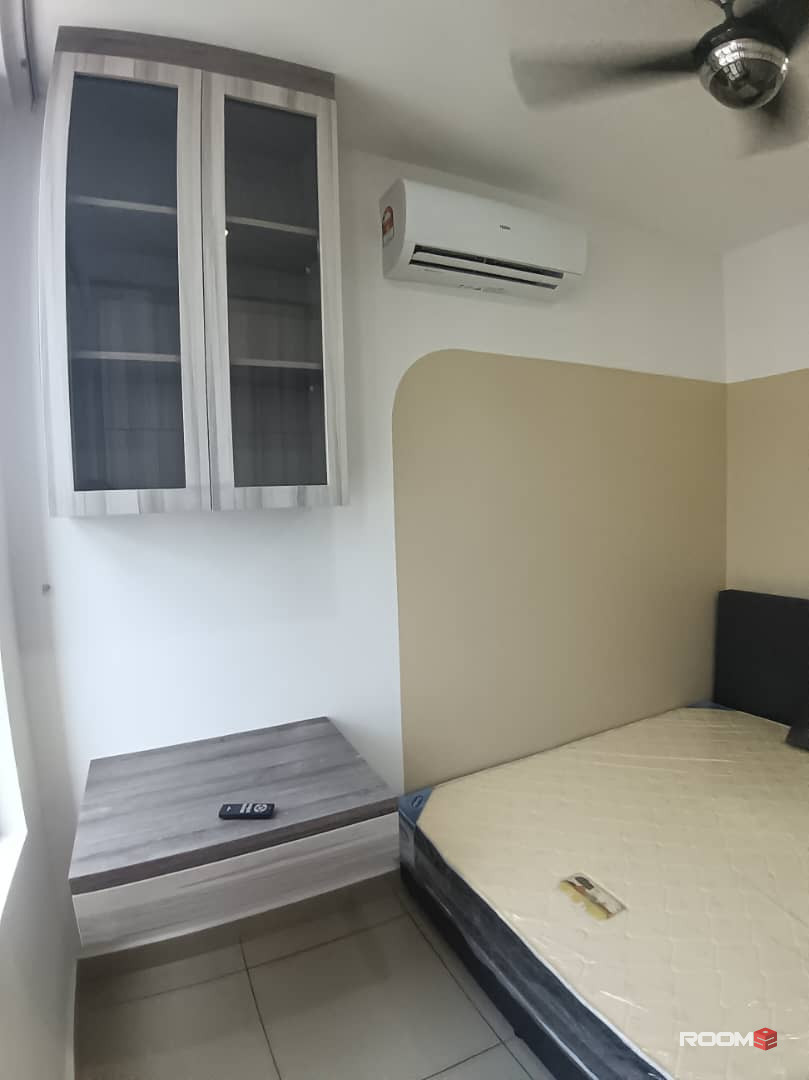 Female room for rent at Austin Regency @ Taman Mount Austin
