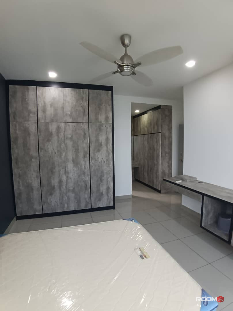 Female room for rent at Austin Regency @ Taman Mount Austin