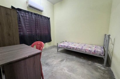 LOW DEPOSIT‼️Single room non sharing | Jenjarom | Banting Hospital | UTC Banting