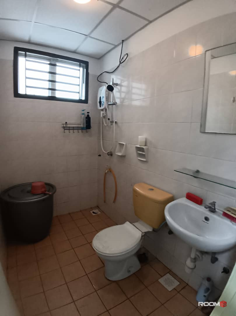 Male room for rent at Nusa Perdana Service Apartment @ Gelang Patah