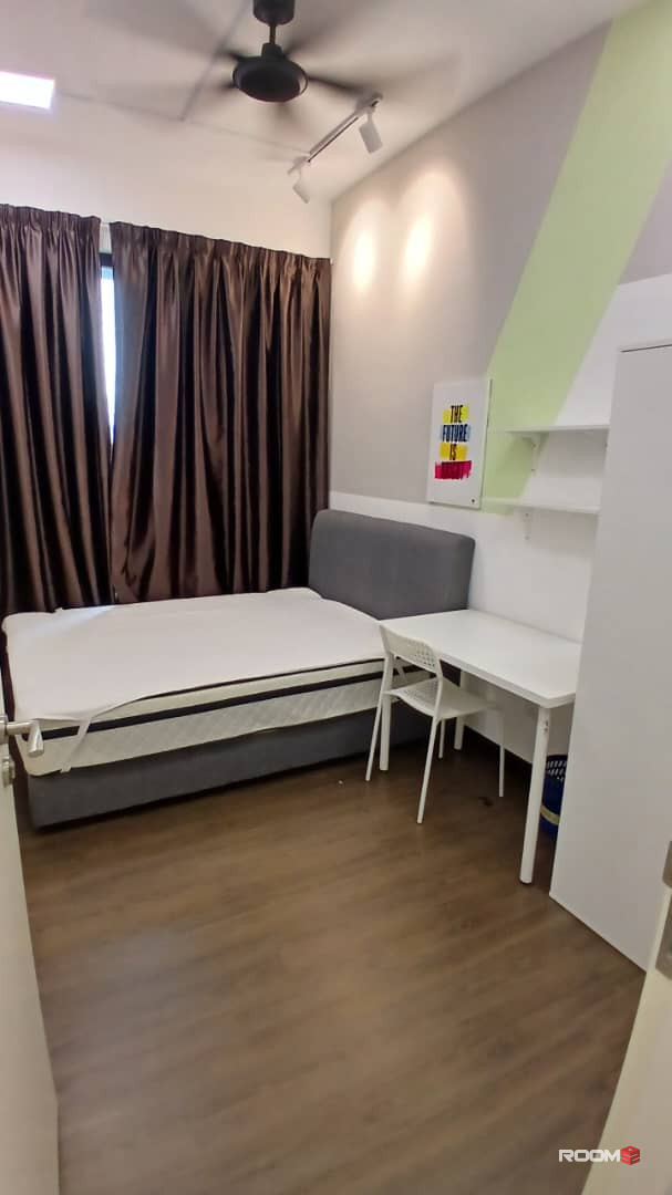 lavile condo , Maluri , ROOM TO RENT