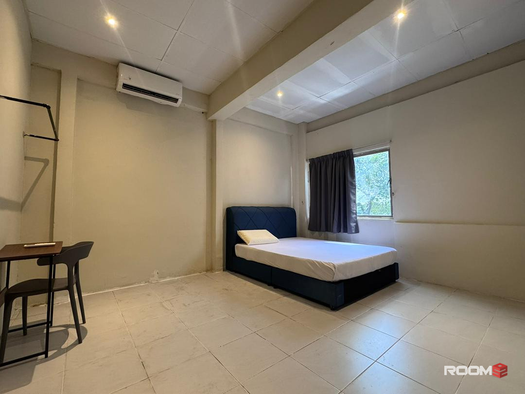 ⏱️ 8 MINS TO LRT PARAMOUNT ⏱️ 🏡 Master Room @ SS3 🏡 ‼️ ZERO DEPOSIT ‼️