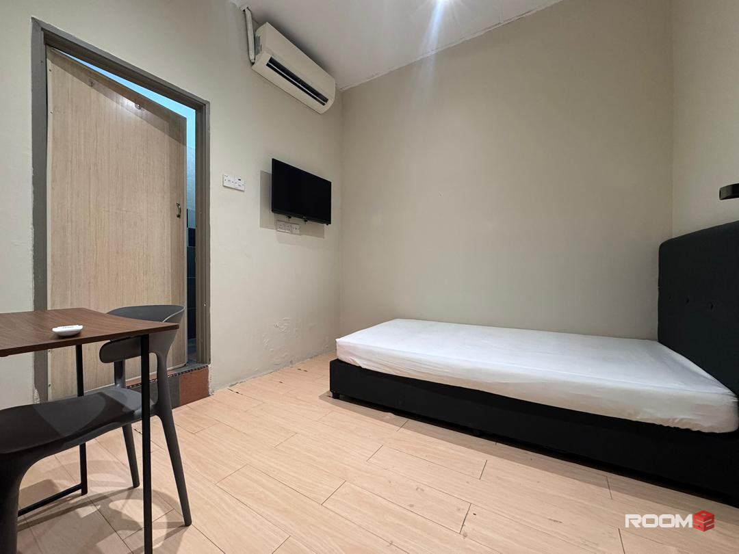 ‼️ ZERO DEPOSIT ‼️ 🏡 Master Room @ SS3 🏡 ❄️ Air-cond ❄️