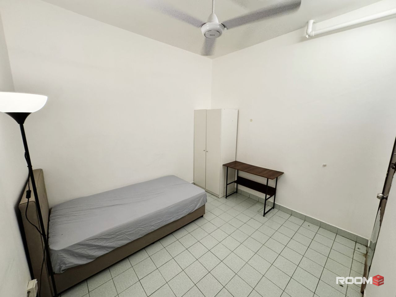Gallery  0 Deposit Needed! 🎉 🛋️ Fully furnished + Internet laju ⚡ 📍 Dekat IBM Tower, Centrepoint, 1U Shopping Centre