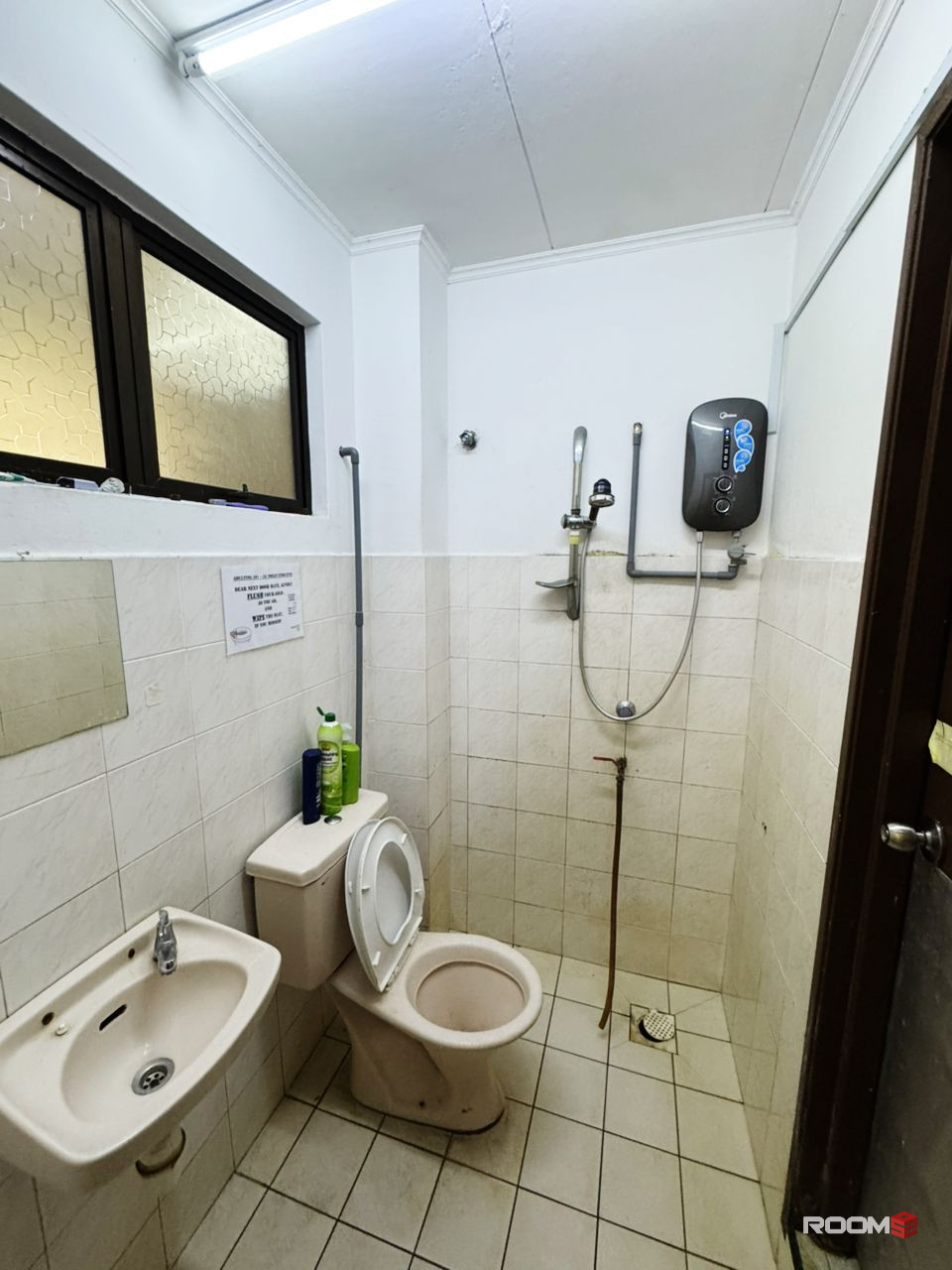 Gallery  0 Deposit Needed! 🎉 🛋️ Fully furnished + Internet laju ⚡ 📍 Dekat IBM Tower, Centrepoint, 1U Shopping Centre