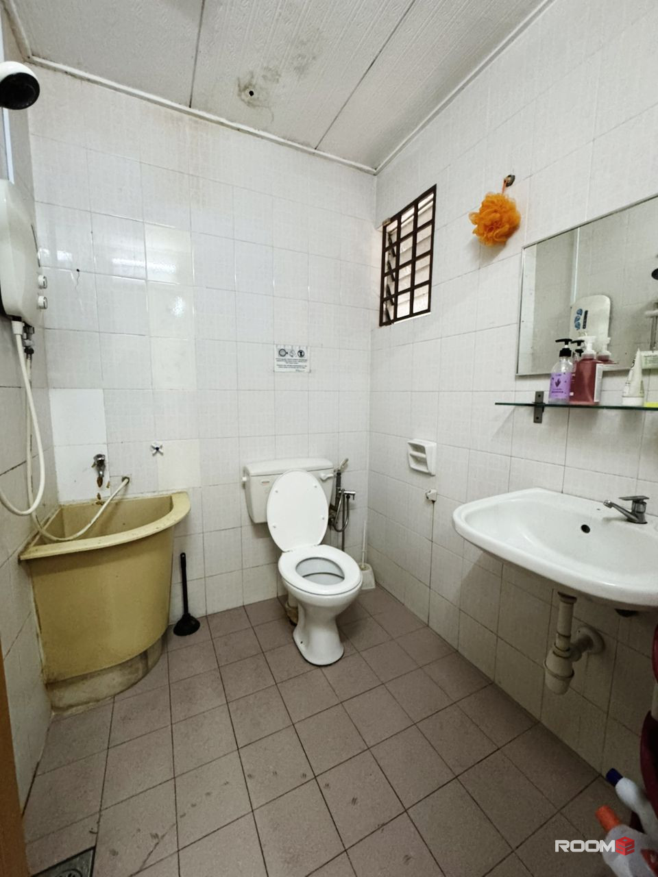 💥ZER0️⃣ deposit middle room @ Jalan BU 10/5 with affordable price RM640/month👍👍