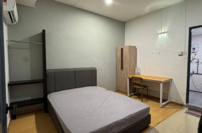 🔥10 Min to CIQ 🔥- Affordable room, fully furnished, private toilet and NO Deposit needed🥰🌟