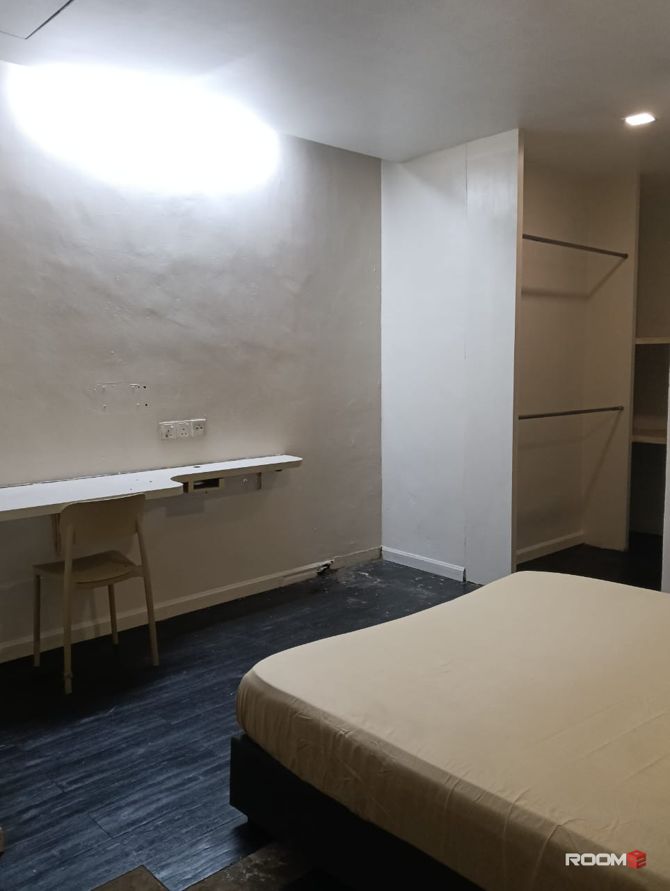 Bilik Sewa Master l Fully Furnished l Free Wifi l Near To Bustop