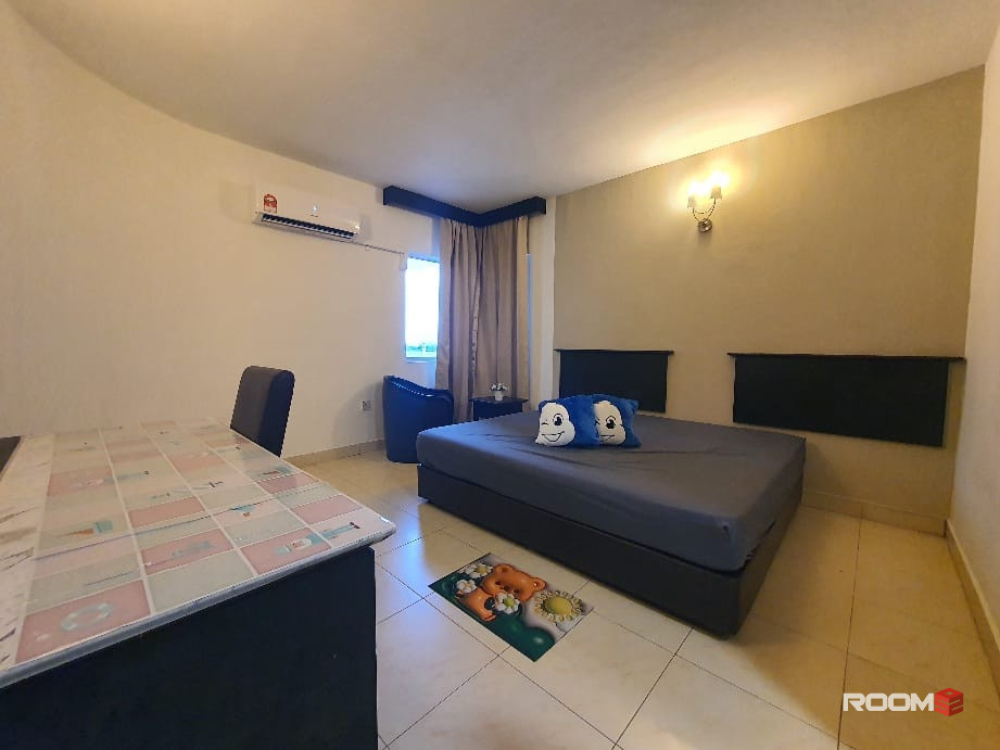 ICQ, JOHOR BAHRU, MASTER ROOM TO RENT, ZERO DEPOSIT