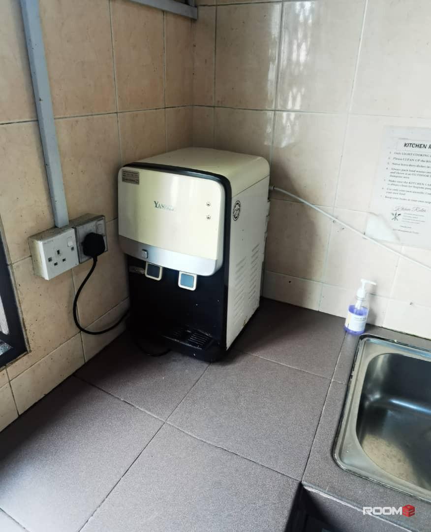 *Middle Room @ SS 2 (Landed House Room) SS 2/22, Petaling Jaya, Selangor