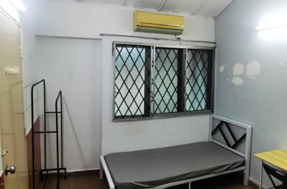 *Middle Room @ SS 2 (Landed House Room) SS 2/22, Petaling Jaya, Selangor