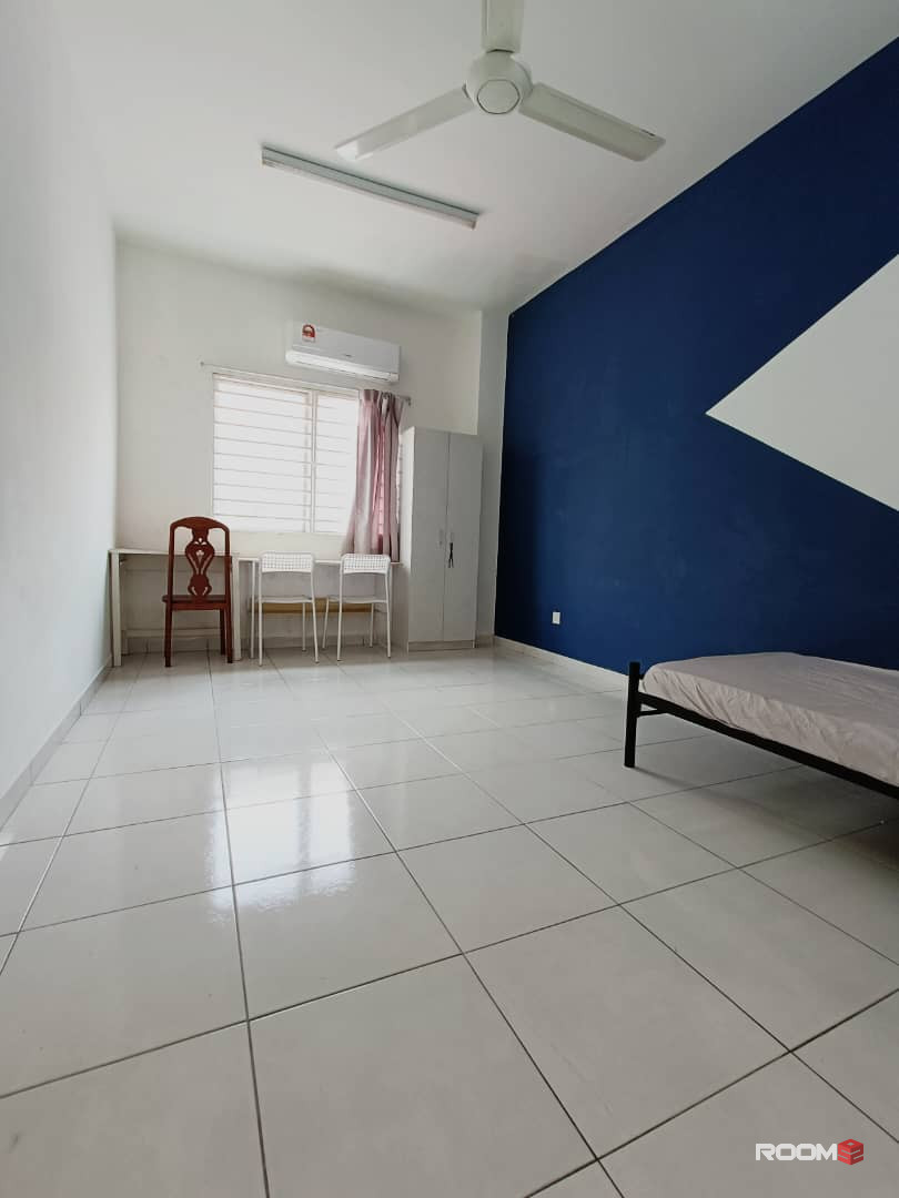 🌸 Female-Only Room Available — KL/Selangor 🌸