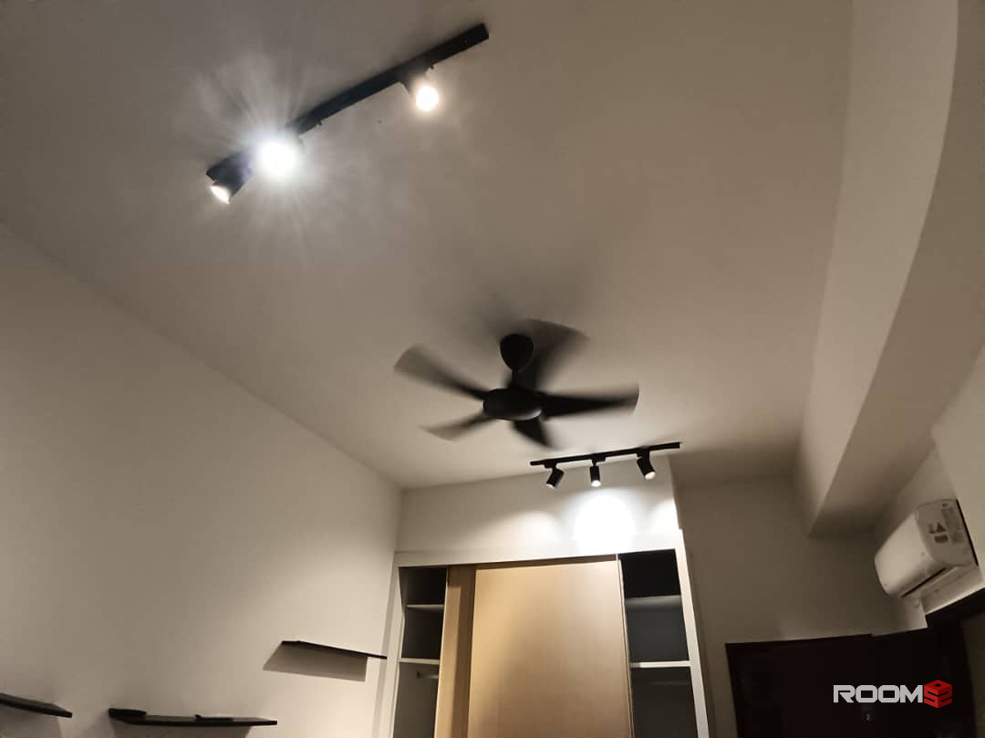 Room for rent at Paragon Suites @ CIQ JB Town