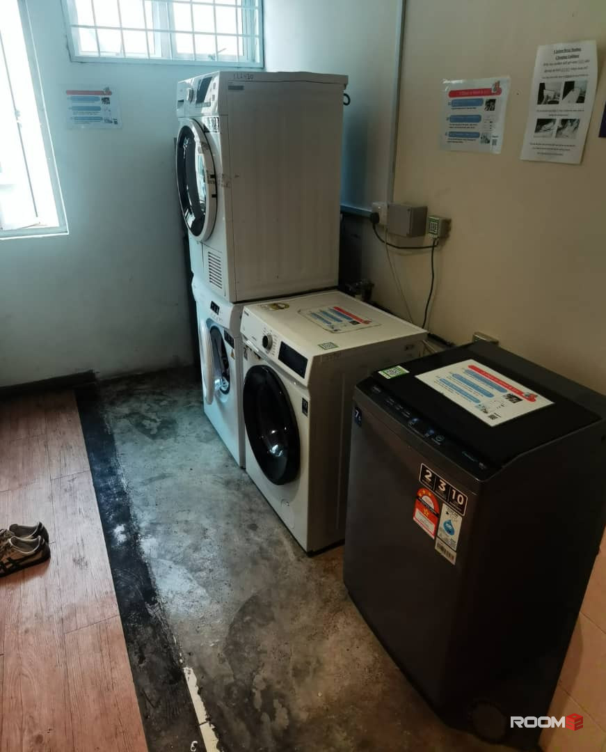 *Single Room @ Jalan Rimbunan Raya, Laman Rimbunan near MRT 2 Kepong Baru, Kepong, KL