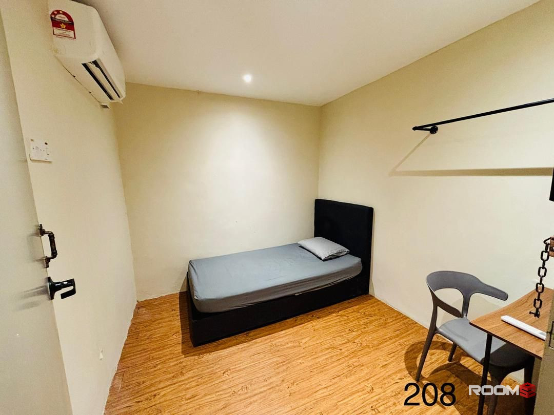TAMAN UNIVERSITY , ROOM TO RENT, ZERO DEPOSIT