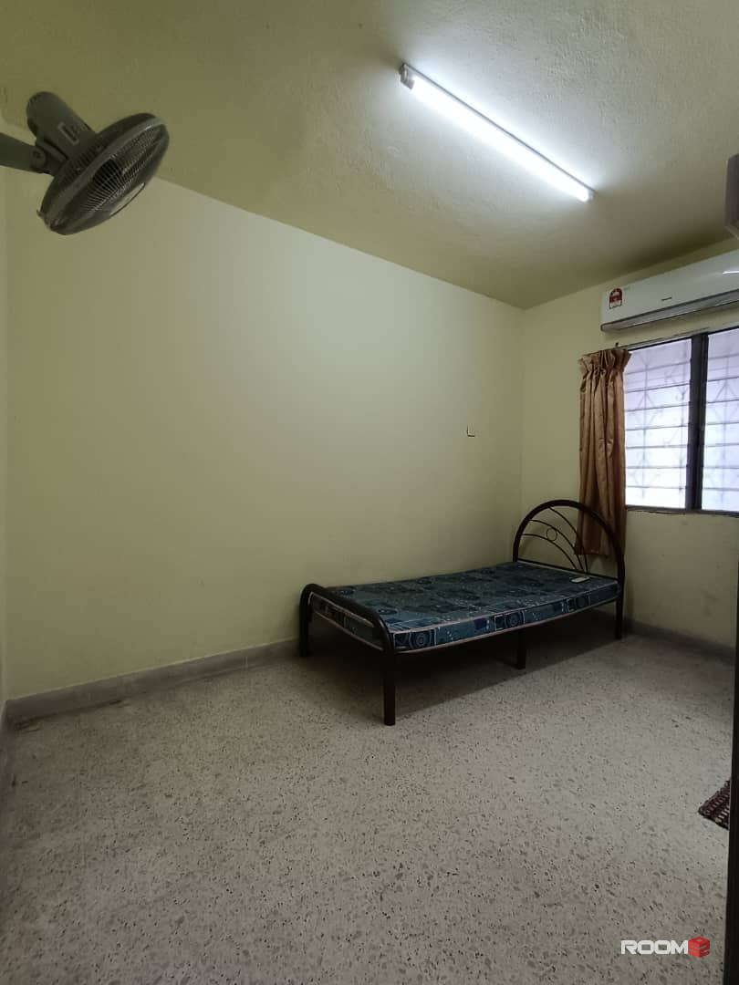 ‼️ Low Deposit I Nearby MRT station 🚗 5 mins drive to Cheras Leisure Mall I JALAN MUTIARA 4