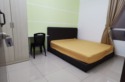 Female room for rent at SuriaMas Suite @ Larkin JB