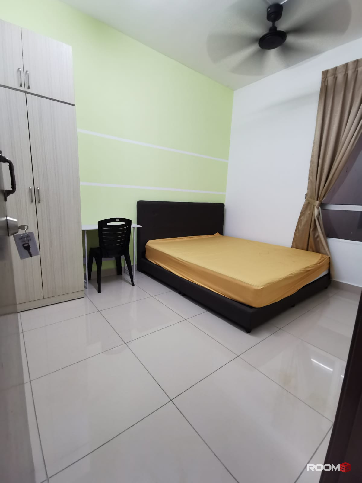 Female room for rent at SuriaMas Suite @ Larkin JB