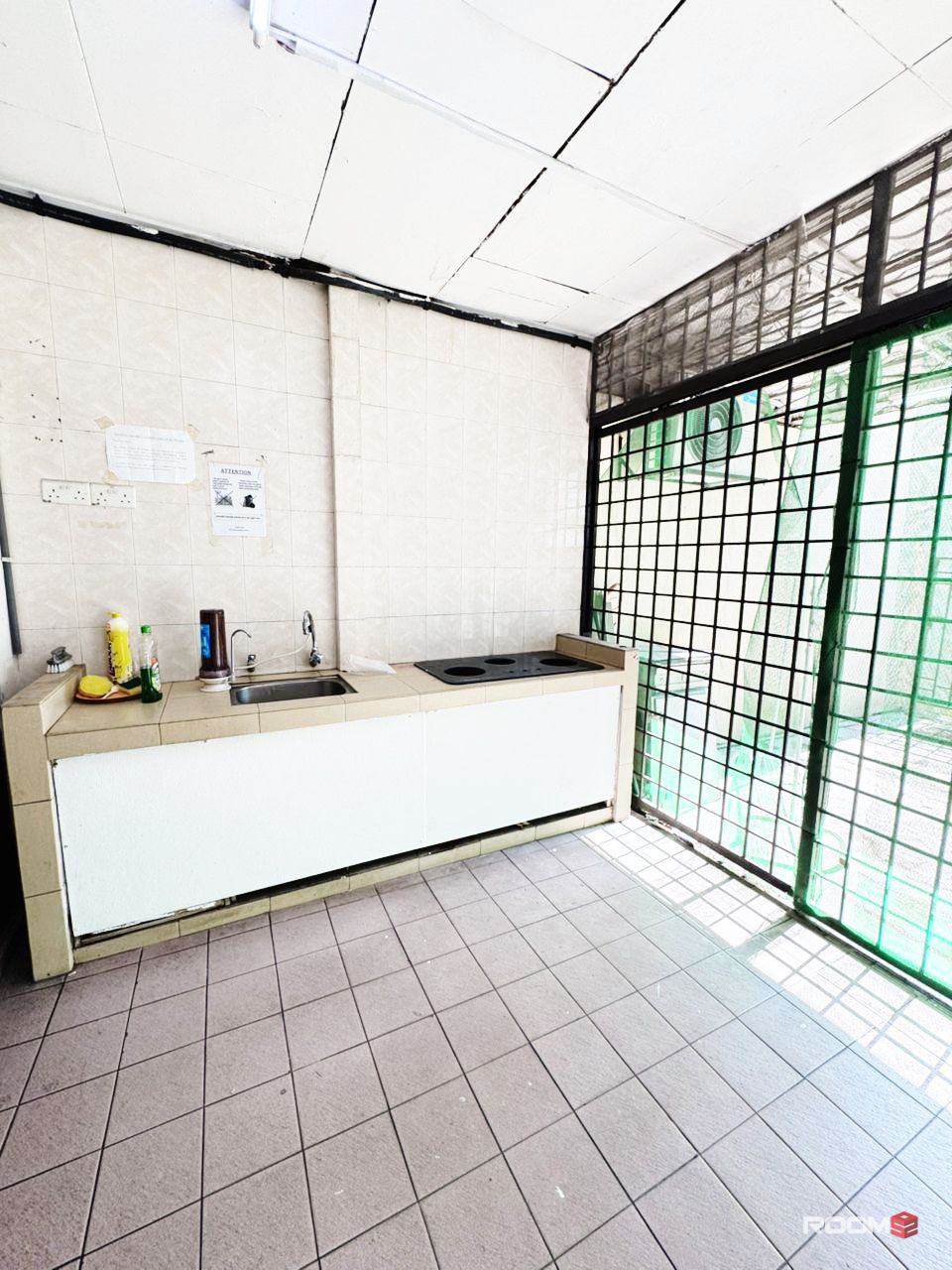 🔥LOW DEPOSIT🔥BANDAR UTAMA PETALING JAYA MIDDLE ROOM FOR RENT🏠NEARBY CENTRE POINT , ONE UTAMA , MING TIEN FOOD COURT📍