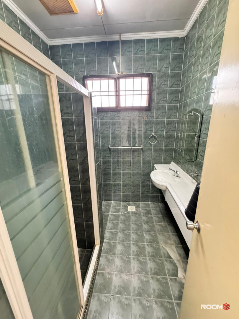 💚LOW DEPOSIT💚BANDAR UTAMA PETALING JAYA MASTER ROOM WITH PRIVATE BATHROOM FOR RENT🏠NEARBY CENTRE POINT , ONE UTAMA📍