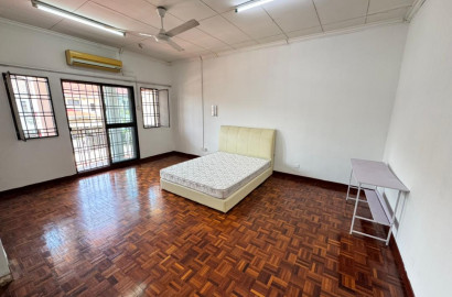 💚LOW DEPOSIT💚BANDAR UTAMA PETALING JAYA MASTER ROOM WITH PRIVATE BATHROOM FOR RENT🏠NEARBY CENTRE POINT , ONE UTAMA📍