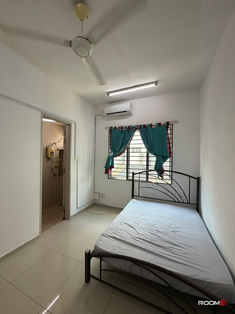 🔥MURAH-MURAH🔥BANDAR BOTANIC KLANG QUEENBED MIDDLE ROOM WITH PRIVATE BATHROOM FOR RENT🏠NEARBY GM KLANG , PORT KLANG✨