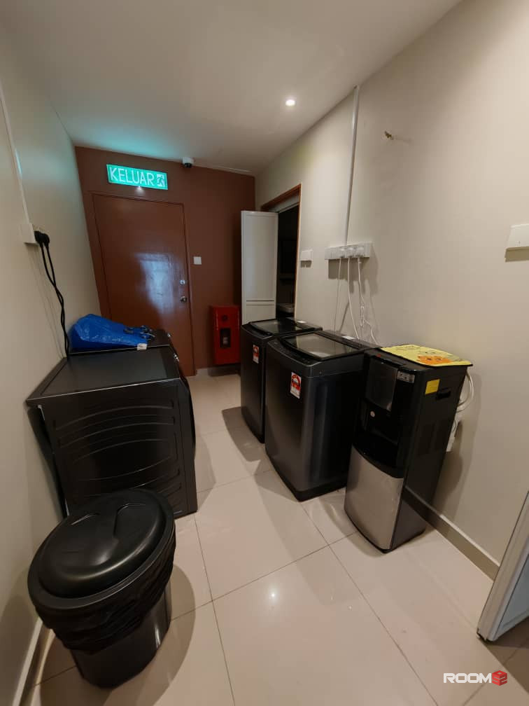 🔥No Deposit 🚆5 Min Walk to Monorail & MRT Bukit Bintang 🛍️5min walk to Sungei Wang, Times Square 🏢Room w/ Private To