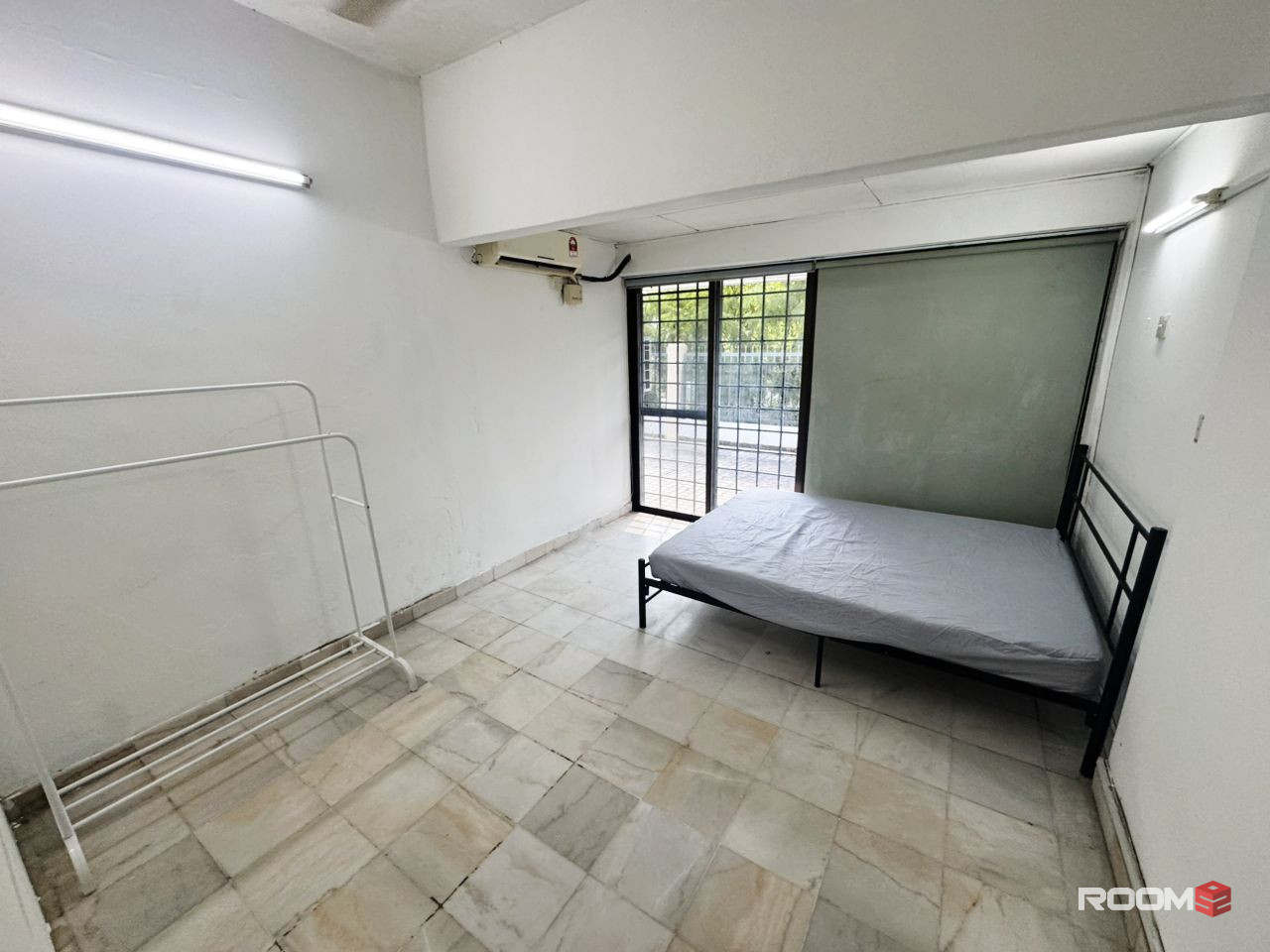 ‼️LOW DEPOSIT‼️BANDAR UTAMA PETALING JAYA MIDDLE ROOM FOR RENT🏠NEARBY ONE UTAMA ,CENTRE POINT ,NKVE🚩