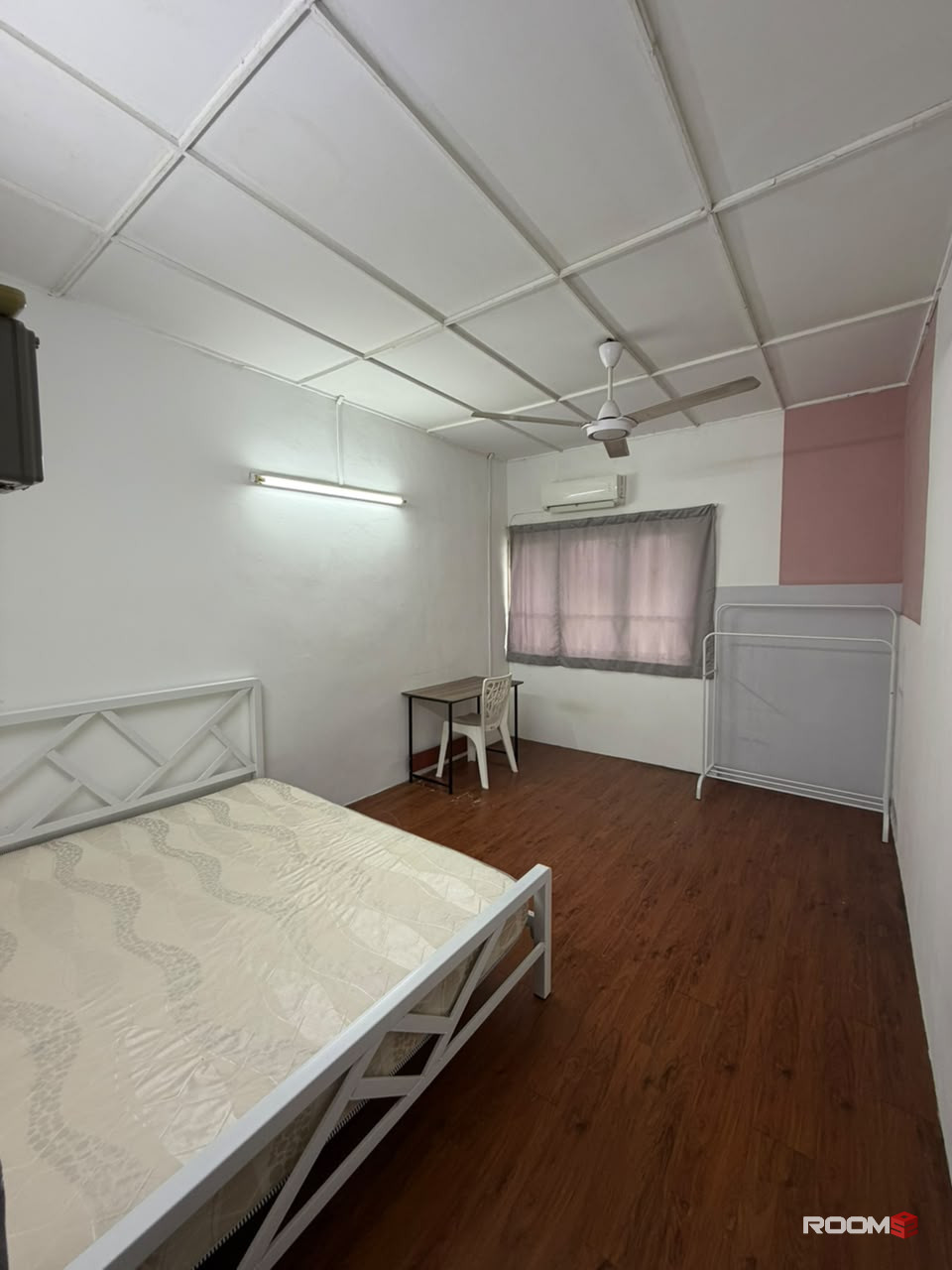 🩷FEMALE ONLY🩷SS2 PETALING JAYA SPACIOUS QUEENBED MIDDLE ROOM FOR RENT🏠🏠🙋‍♀️🙋‍♀️