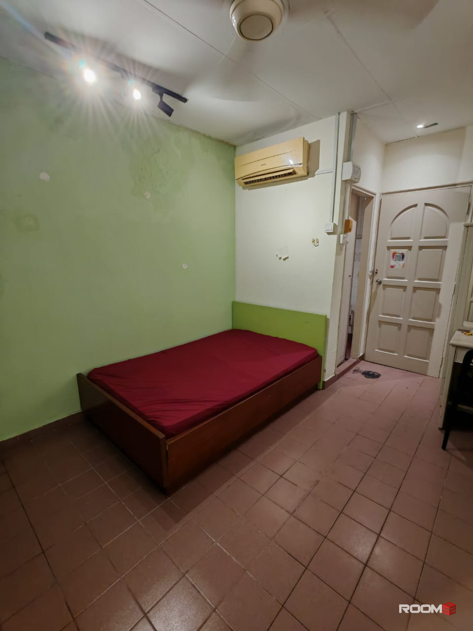 💳 Move In Now, Pay Later with Atome! | 1-Month Deposit Balcony Room @ Chow Kit 🛌🔥Near Hospital Kuala Lumpur