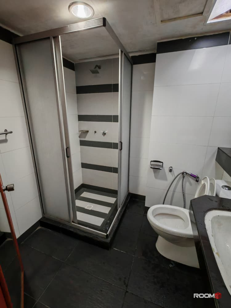 💼 HKL & Monorail Walking Distance! | Chow Kit Co-Living Room with Private Toilet (Atome Installment Available) 🧳⚡