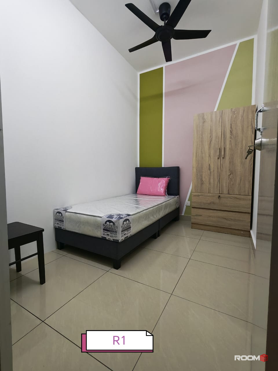 Female room for rent at Season Luxury Apartment @ Larkin JB Town Area