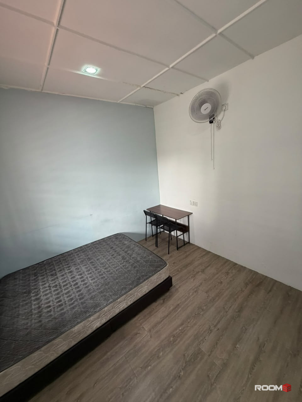 ✨LOW DEPOSIT✨SS2 PETALING JAYA SPACIOUS NICE COUPLE AIRCOND MIDDLE ROOM FOR RENT🏠EASY PARKING🚗