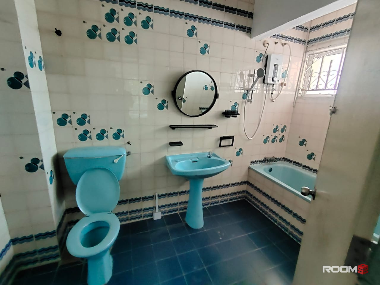 Fully Furnished 🌟Master Room with attached bathroom | SS18 Low Deposit ‼️