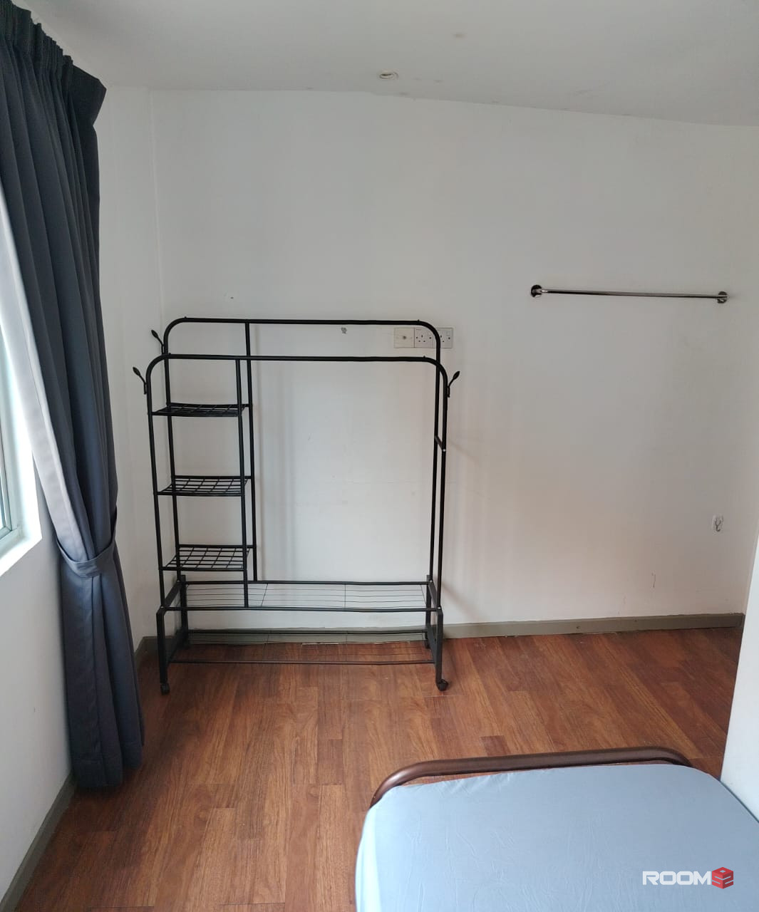 Single Room with Window attached Bathroom @ Jalan Rimbunan Raya near MRT2 Kepong Baru, Kepong, KL