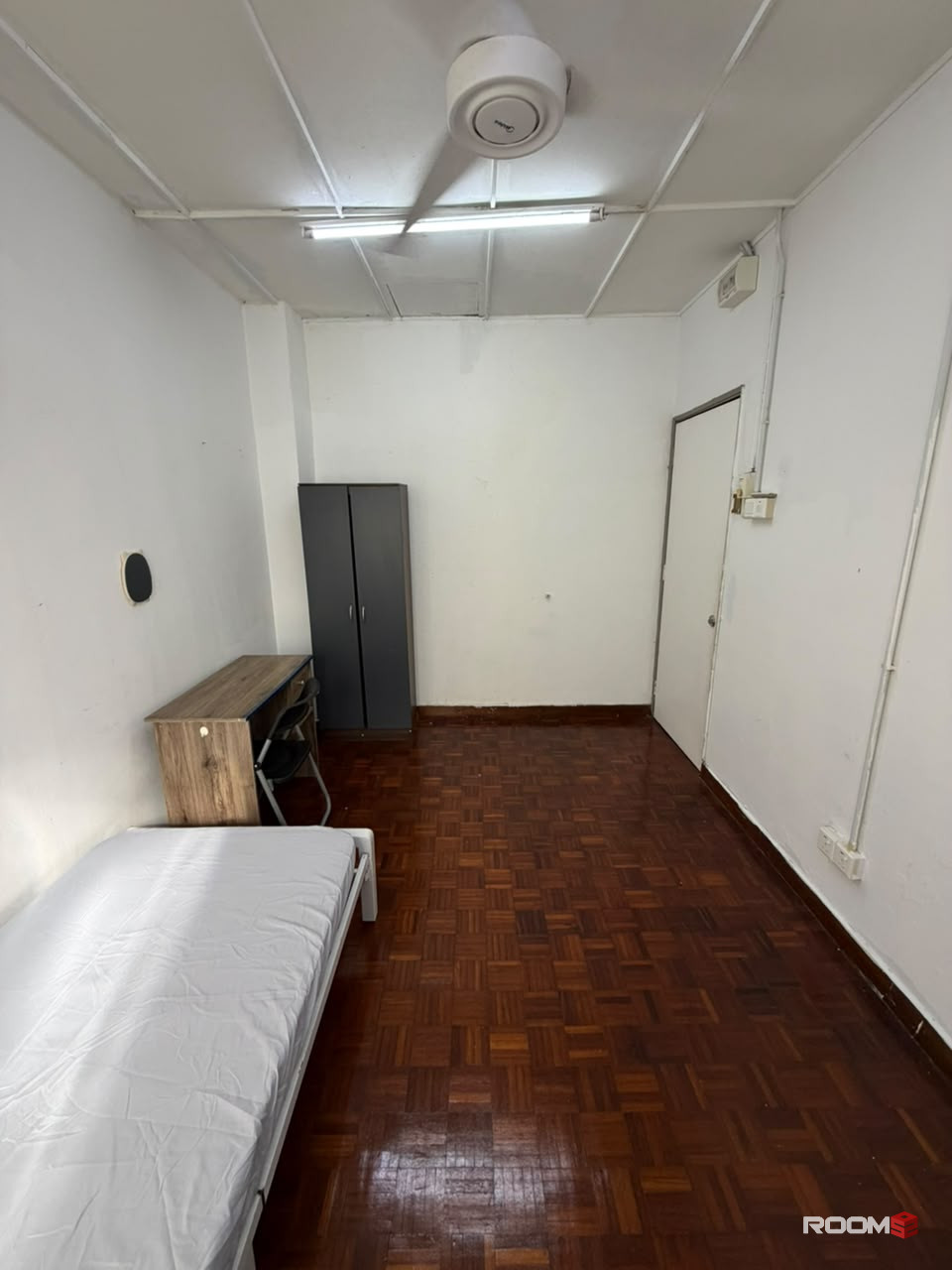 🙋‍♀️PROMOTION🙋‍♀️SS2 PETALING JAYA FEMALE MIDDLE ROOM FOR RENT🤩🏠