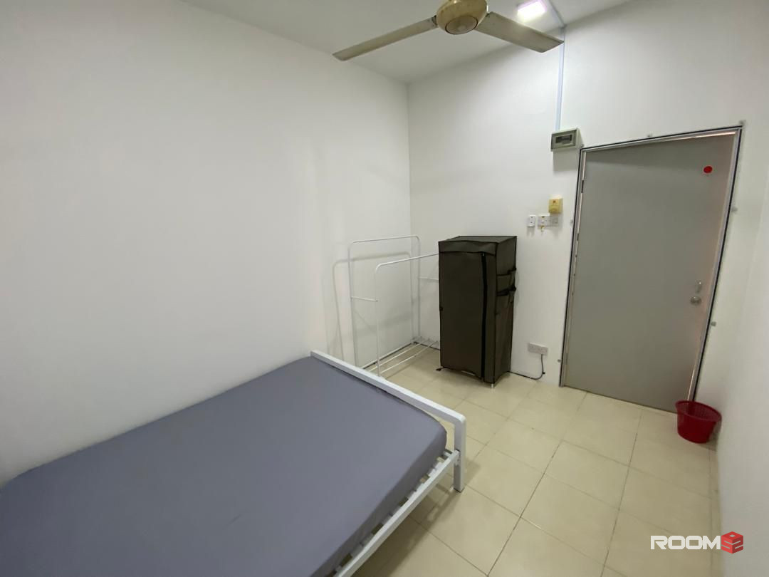 ‼️PROMOTION‼️SETIA ALAM KLANG CHEAPER MIDDLE ROOM FOR RENT🏠NEARBY SETIA CITY MALL, NIH, KOSSAN , NKVE🚩