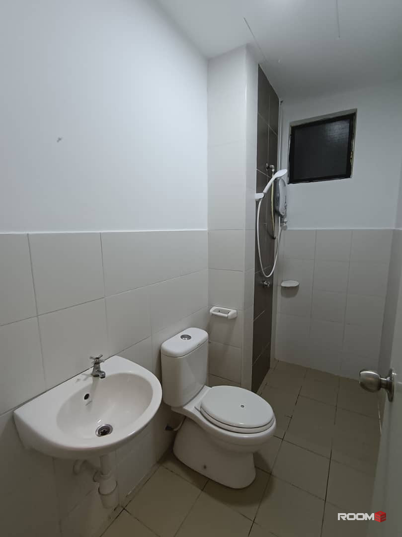 Room for rent at Jentayu Residency @ Tampoi