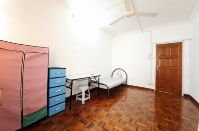 💥 0 Deposit Available 💥 Middle Room with Attached Sharing Bathroom @ BU 10 nearby One Utama, KPMG Tower, First Avenue