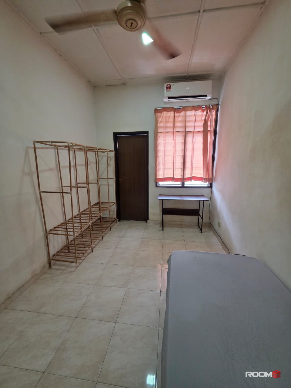 💥💥💥 MONTH END PROMO 💥💥💥 Middle room @ Bukit Mayang nearby Aman Suria, Ara Damansara and One Utama