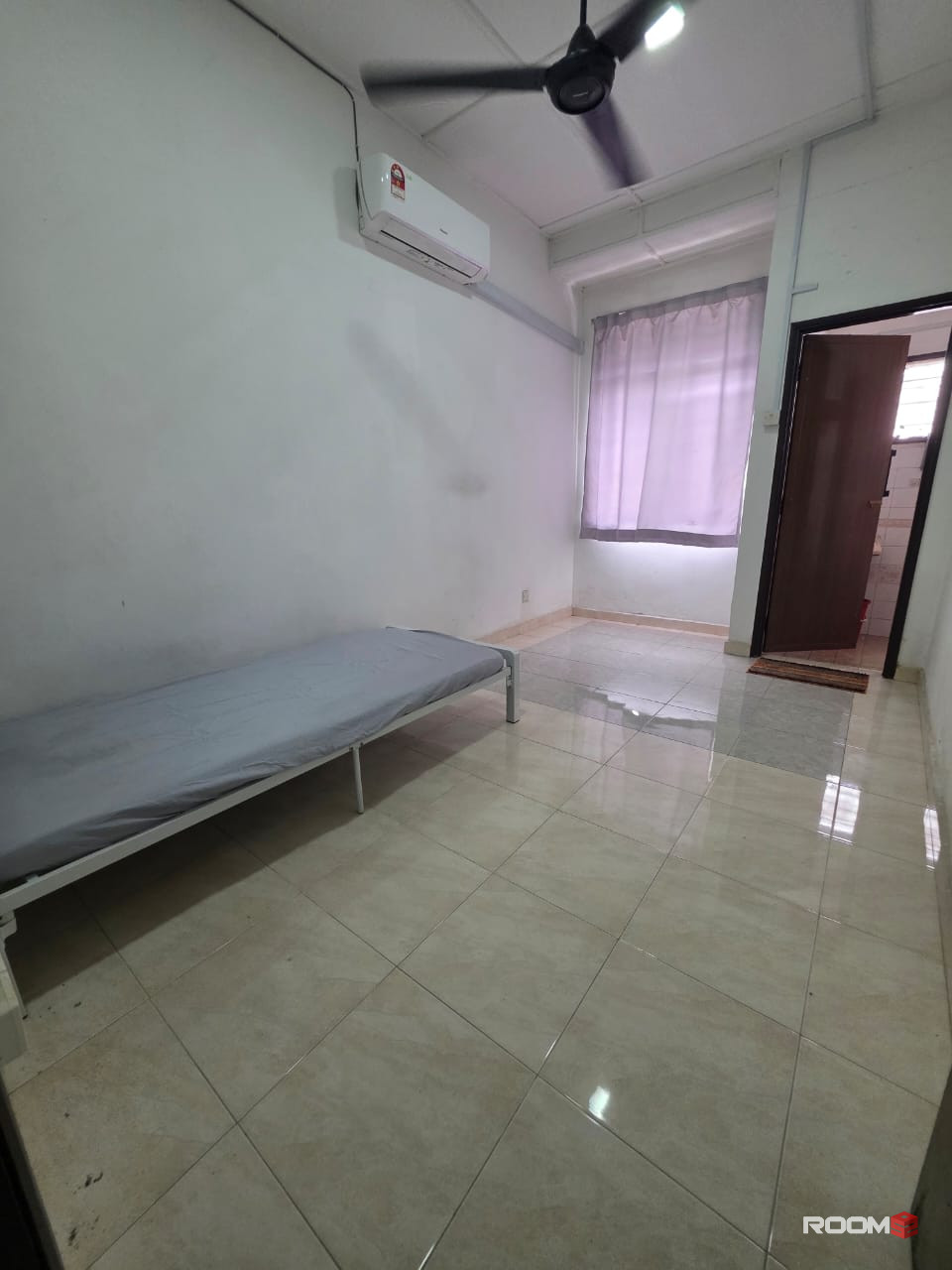 🚩 LOW DEPOSIT PROMO ⭐️ Middle room for rent @ Bukit Mayang nearby Aman Suria, Ara Damansara, One Utama