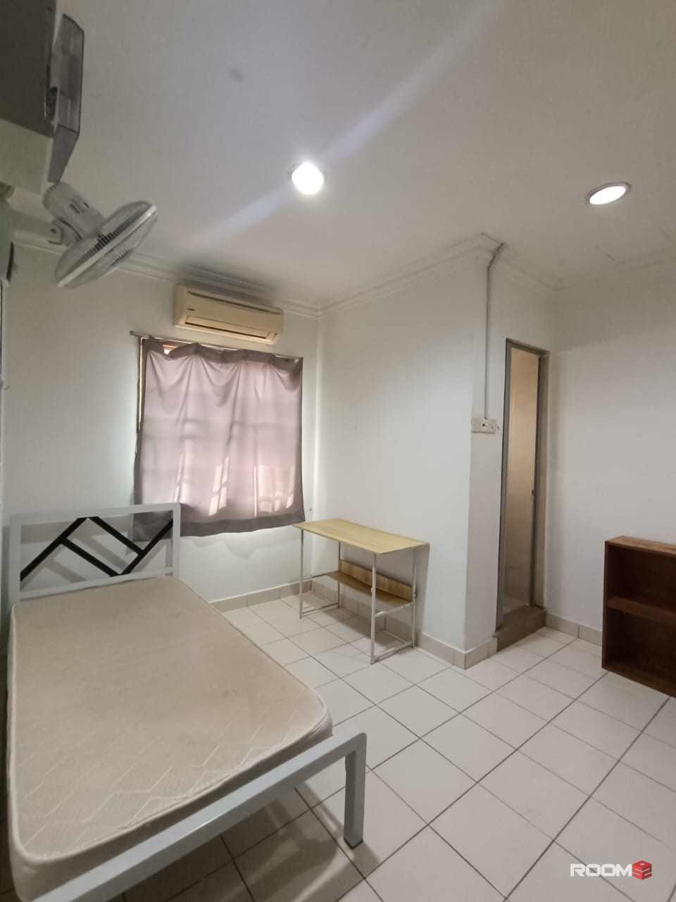 🔥 HOT LIMITED 🔥 Master room with Private Bathroom @ PJ Sek 1 ⚡️ 5 mins to Assunta Hospital, PJS 52, Bukit Jalil