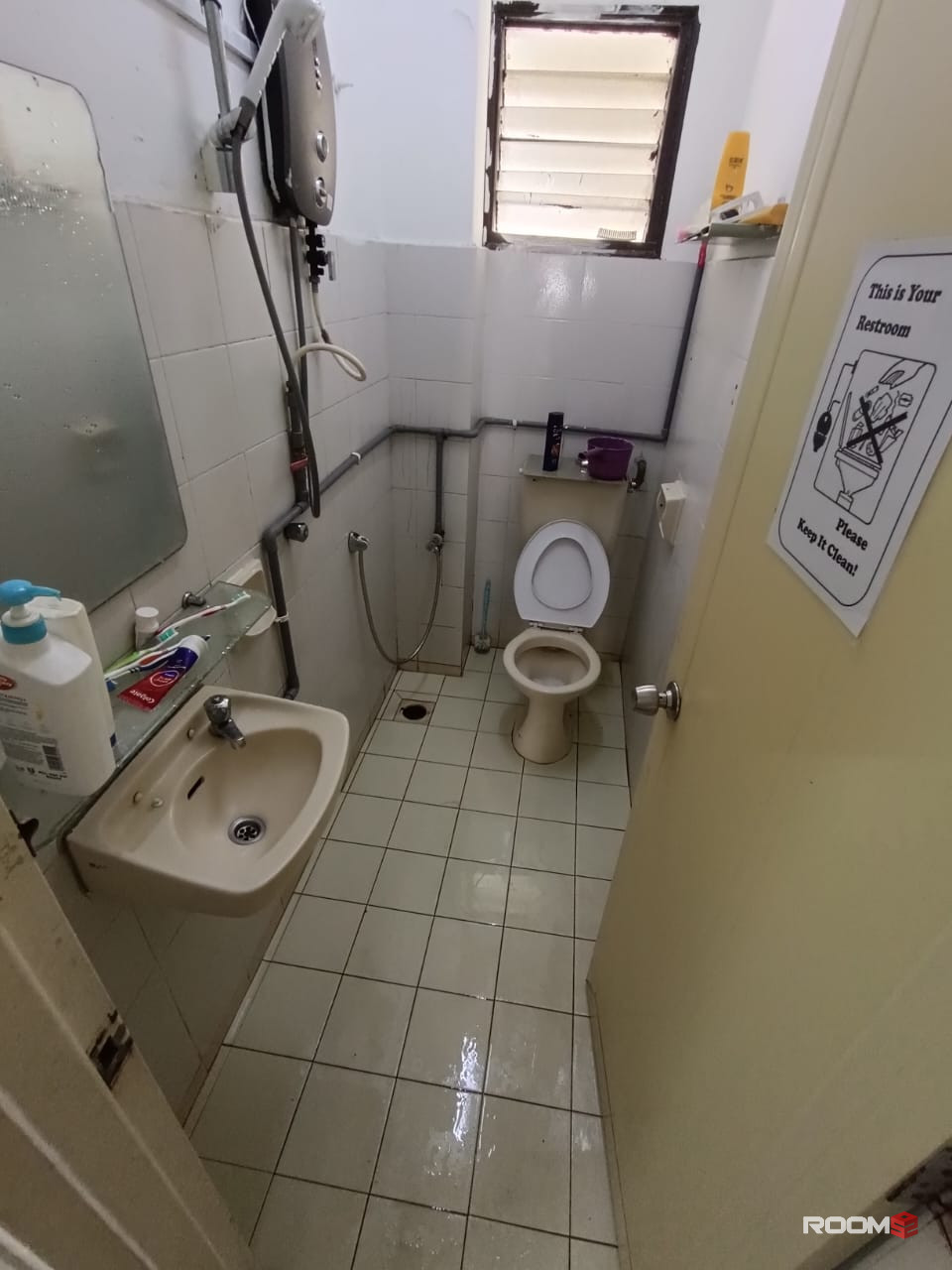 5 mins to USJ Taipan 🌈 Room for Rent @ USJ 11 Subang nearby Bandar Sunway, Glenmarie