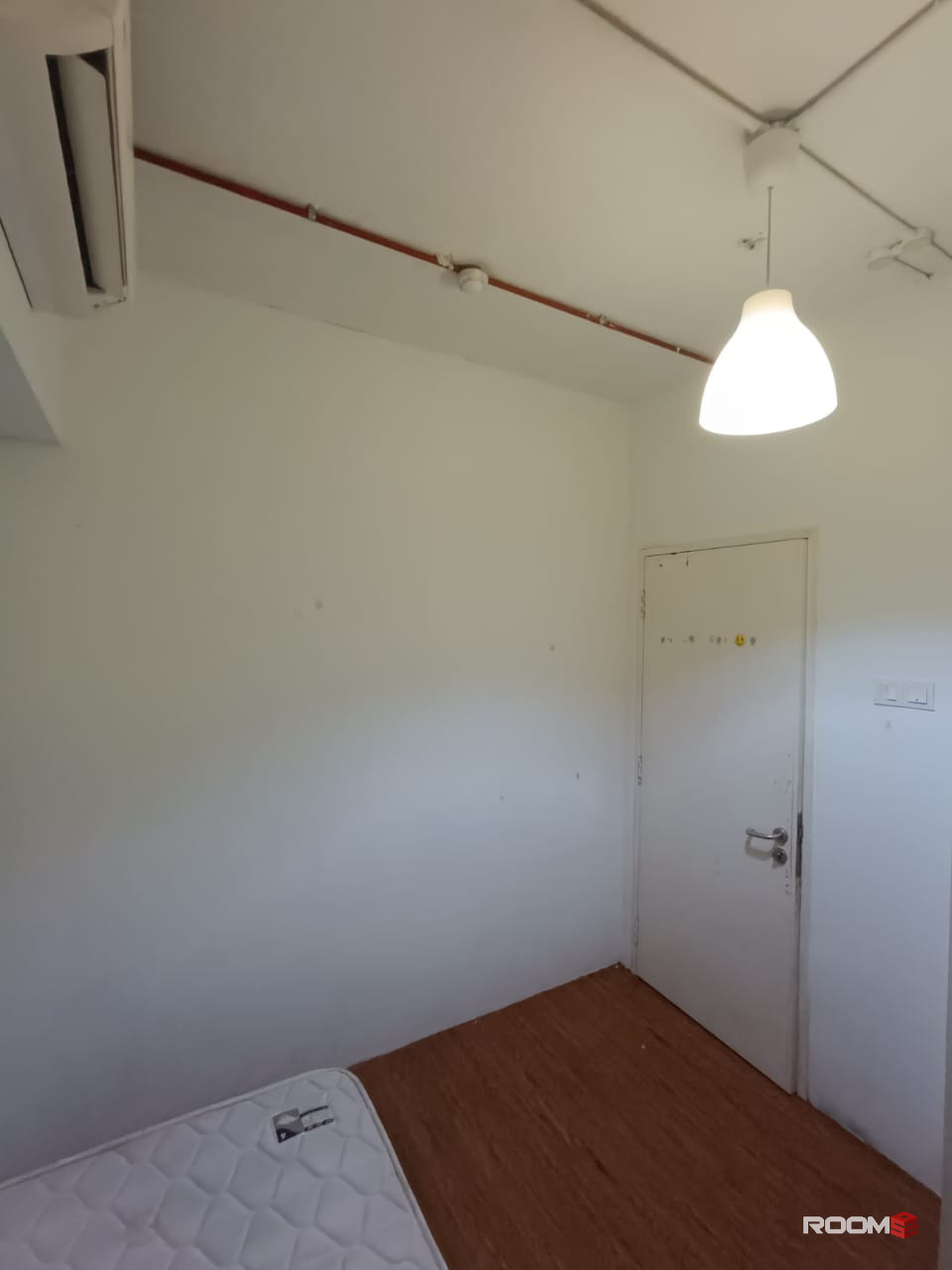 5 mins walk to LRT SS 15 🚇 Room for Rent @ SS15 Subang nearby Inti University, SJMC, SS15 Courtyard, Subang Parade