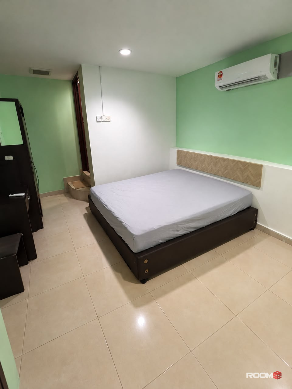 💥 ZERO DEPOSIT AVAILABLE 💥 Hotel Type Room 1 min walk to Strand Mall 🔥 Nearby MRT Surian, Sunway Giza, Menara Mitrala