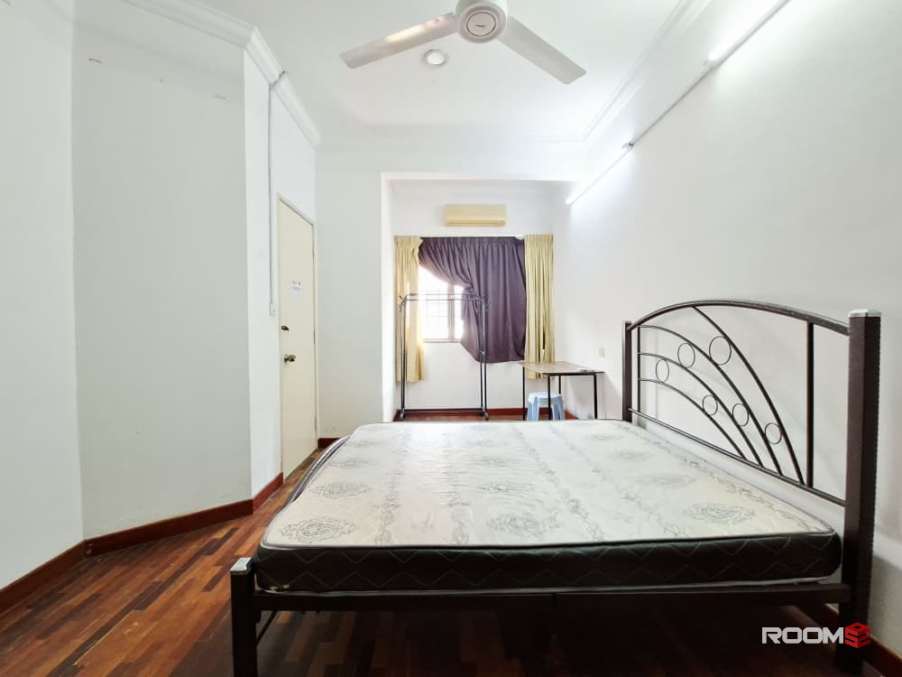 🌈 ZERO DEPOSIT AVAILABLE 🌈 Queen bed room with Attached Sharing Bathroom @ BU 6 nearby One Utama, FIrst Avenue